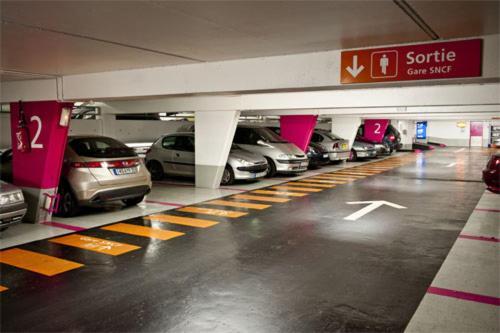 Luxury Paris La Vie En Rose Jacuzzi Terrasse Parking Lejlighed Eksteriør billede